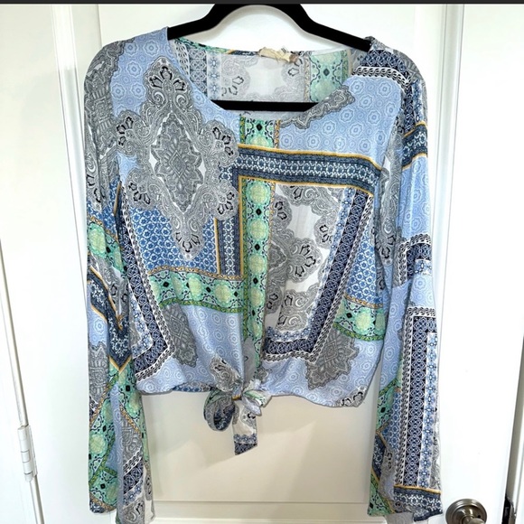 Altar’d state matching set, boho, shorts and top, size small - Picture 2 of 7